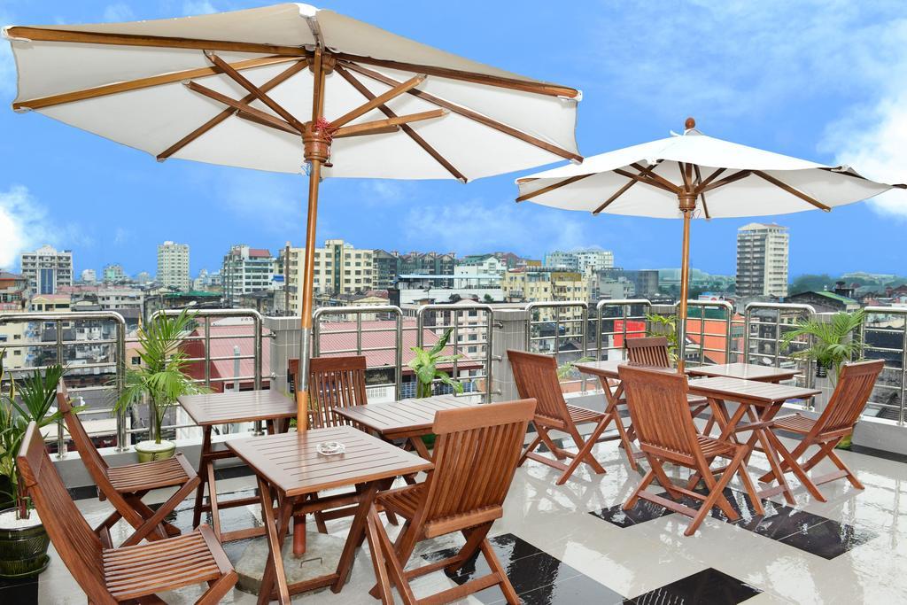 Hotel Grand United - 21St Downtown Yangon Exteriör bild