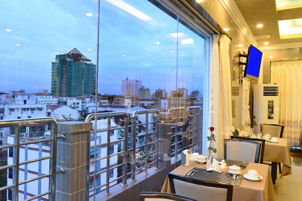 Hotel Grand United - 21St Downtown Yangon Exteriör bild
