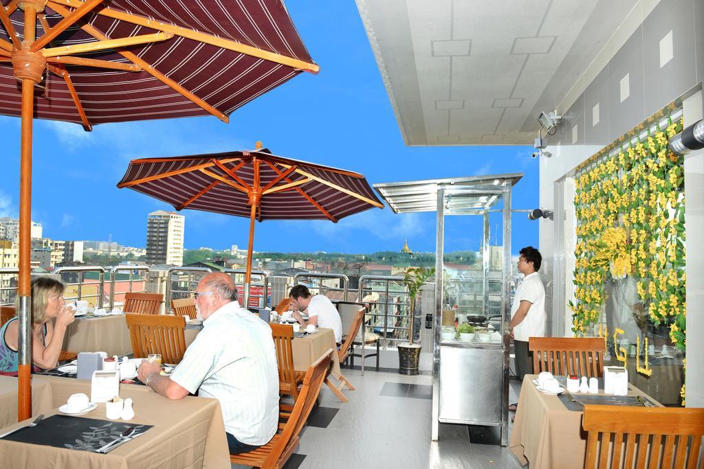 Hotel Grand United - 21St Downtown Yangon Exteriör bild