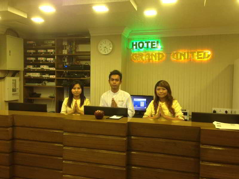 Hotel Grand United - 21St Downtown Yangon Exteriör bild