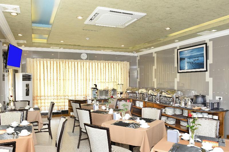 Hotel Grand United - 21St Downtown Yangon Exteriör bild